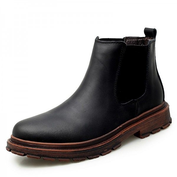 Martin's boots and men's midstate ankle boots are leather and Chelsea boots are vintage one-legged boots in autumn/winter high-tops and flannelette boots