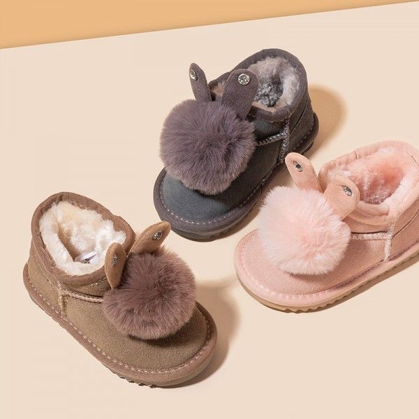 The new 2019 princess ankle boots are designed for babyfeet snow shoes and girl's plush cotton-padded shoes