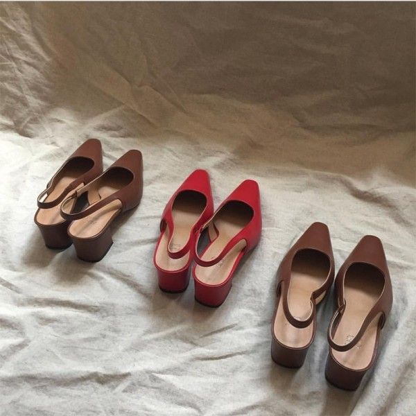 2019 spring new baotou web celebrity chic sandals ladies instagram trend retro square head high heel thick heel heel shoes empty